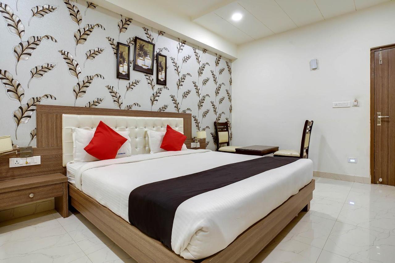 Townhouse Oak Sri Simran Park Hotel Near Secunderabad Railway Station Hyderabad Ngoại thất bức ảnh